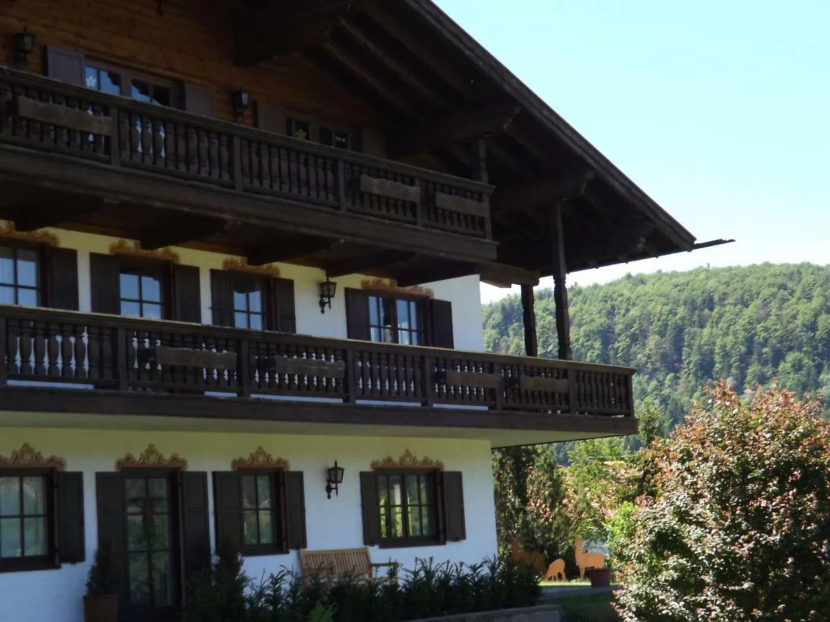 Ferienwohnung Dreigiebel im Haus Lohrey Reit im Winkl Apartment
