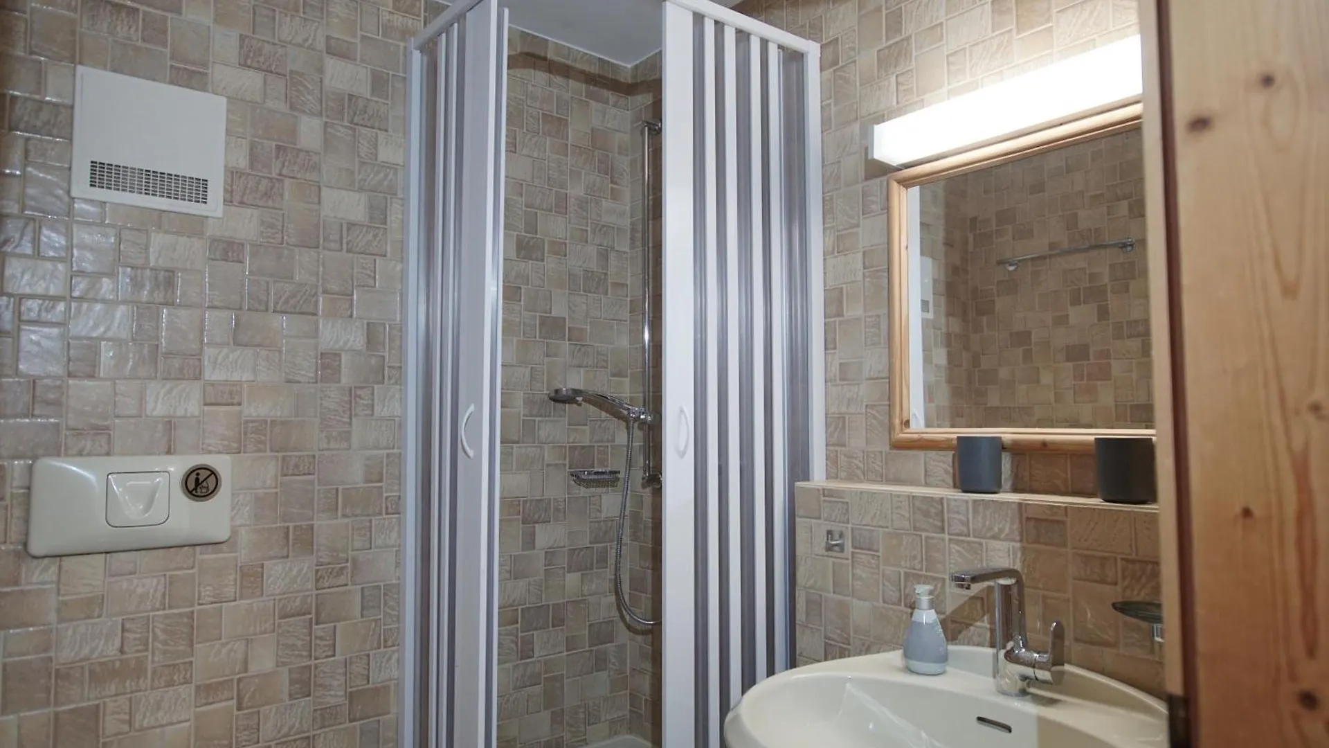 Dreigiebel Im Haus Lohrey Apartment Reit im Winkl