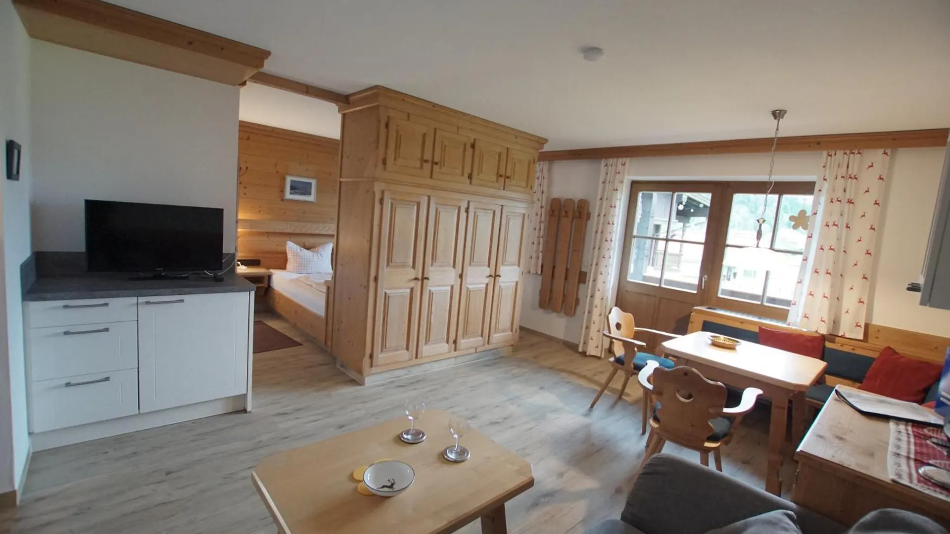 Ferienwohnung Dreigiebel im Haus Lohrey Reit im Winkl Apartment