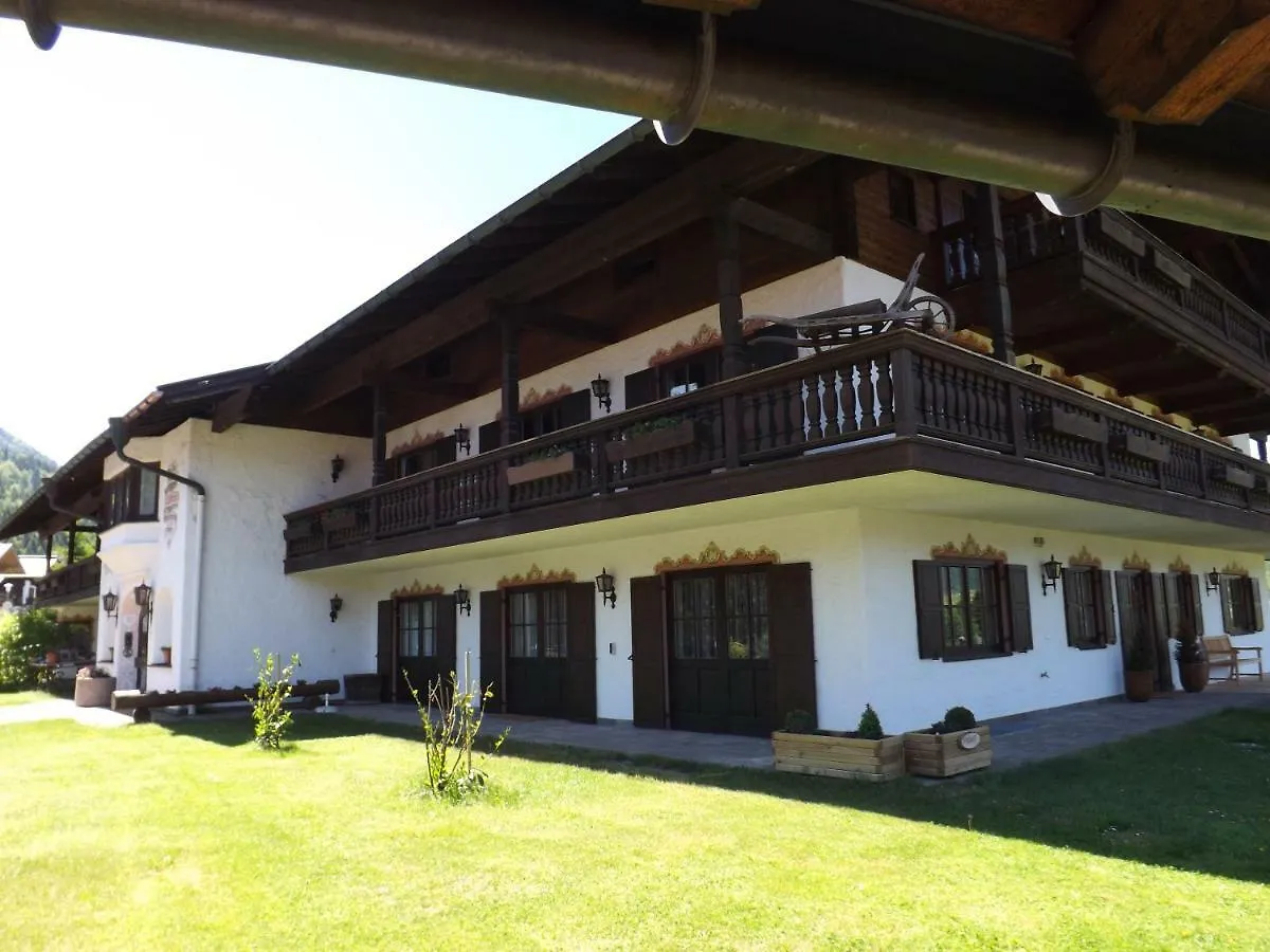Apartment Ferienwohnung Dreigiebel im Haus Lohrey Reit im Winkl